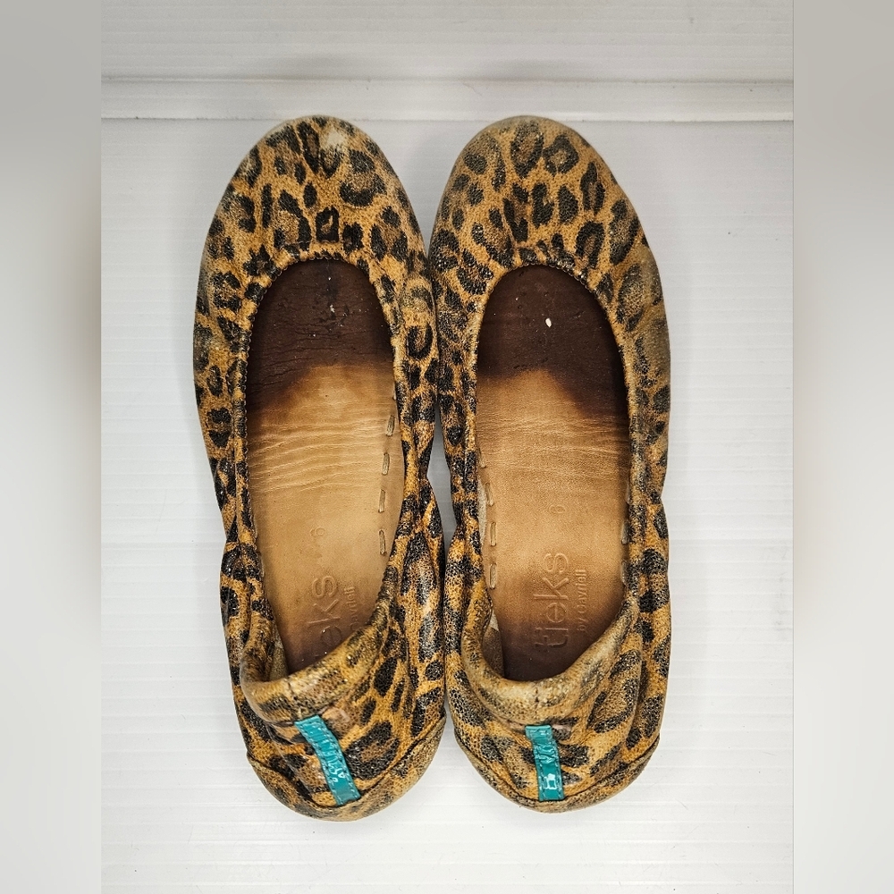 Tieks Leopard Print Flats – Women’s Size 6 - Picture 4 of 9